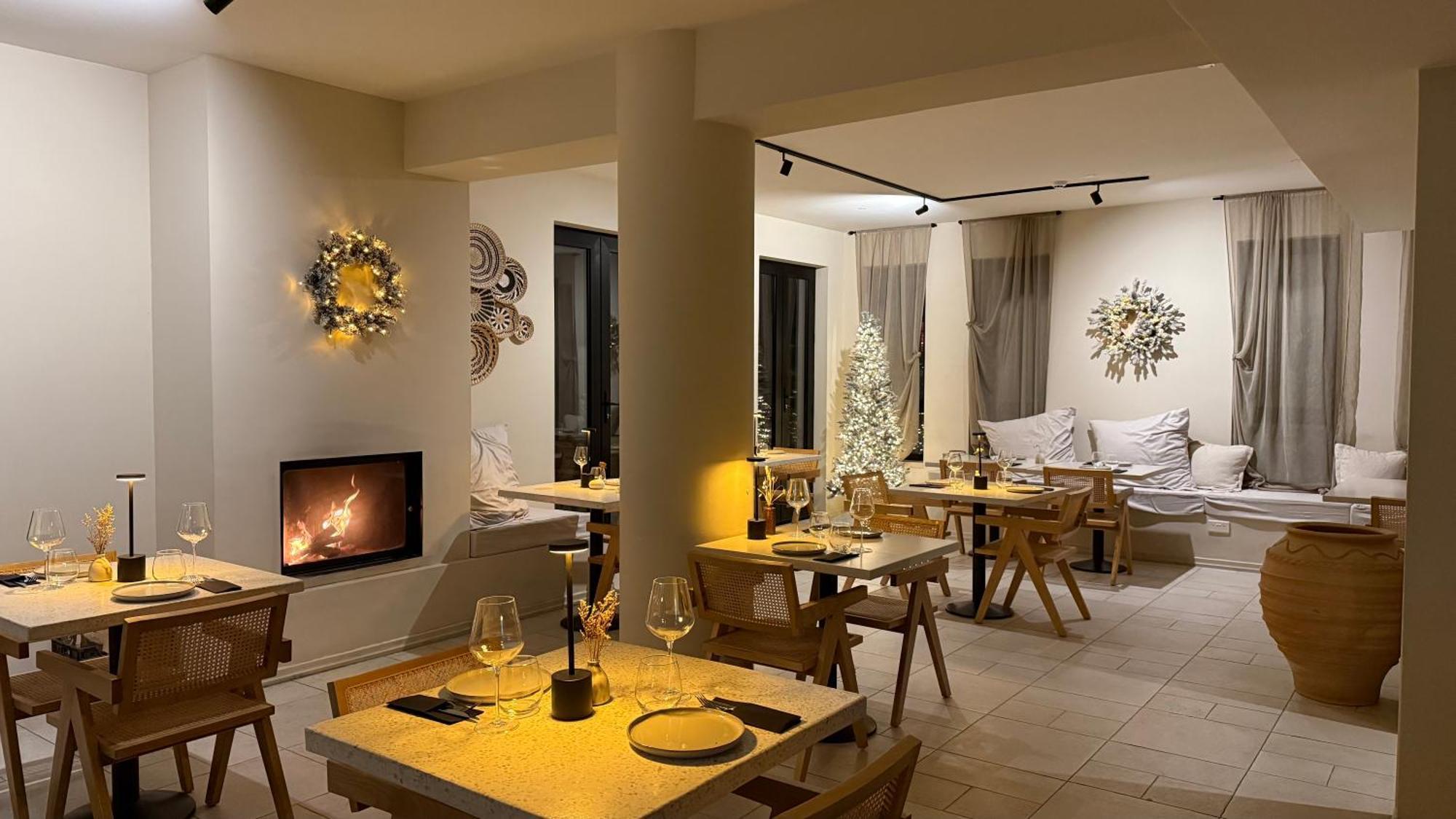 Thymises Boutique Hotel กาโกเปเตรีย ภายนอก รูปภาพ